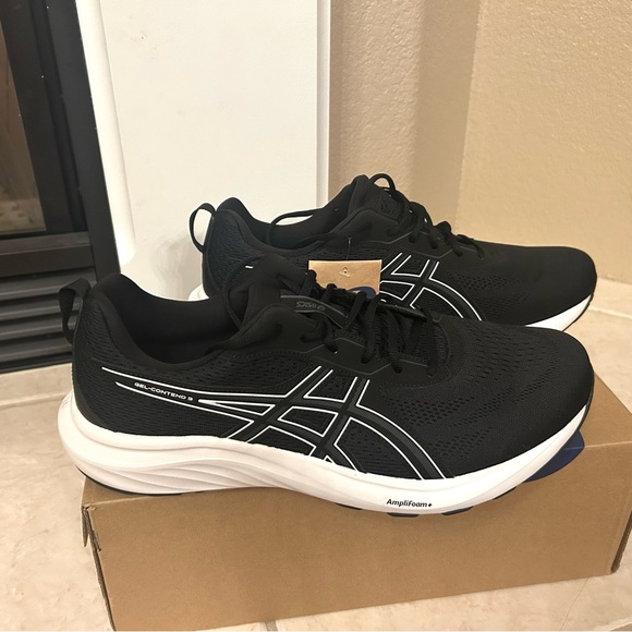 NWT New in Box ASICS Men's Gel Contend 9 Black Running Shoes - Picture 16 of 16
